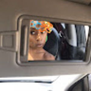 Meet your Posher, Aisha